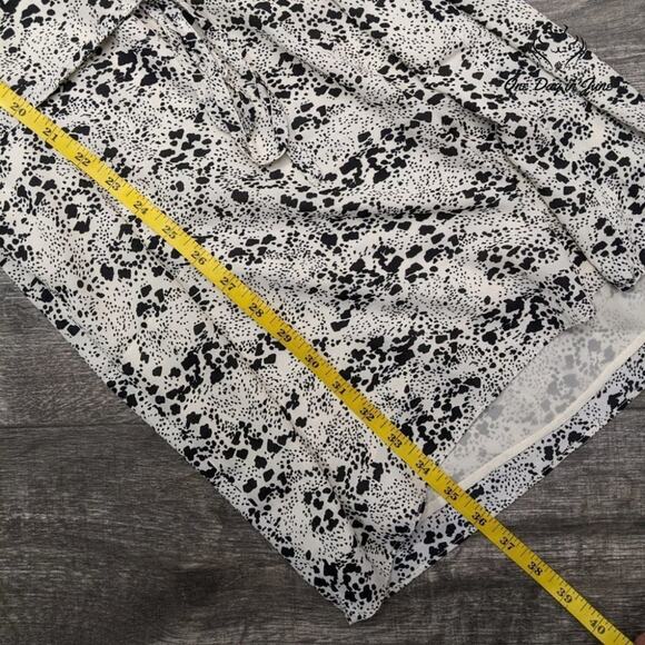 H&M Sleeveless V Neck Mini Dress Size XS - Picture 4 of 5